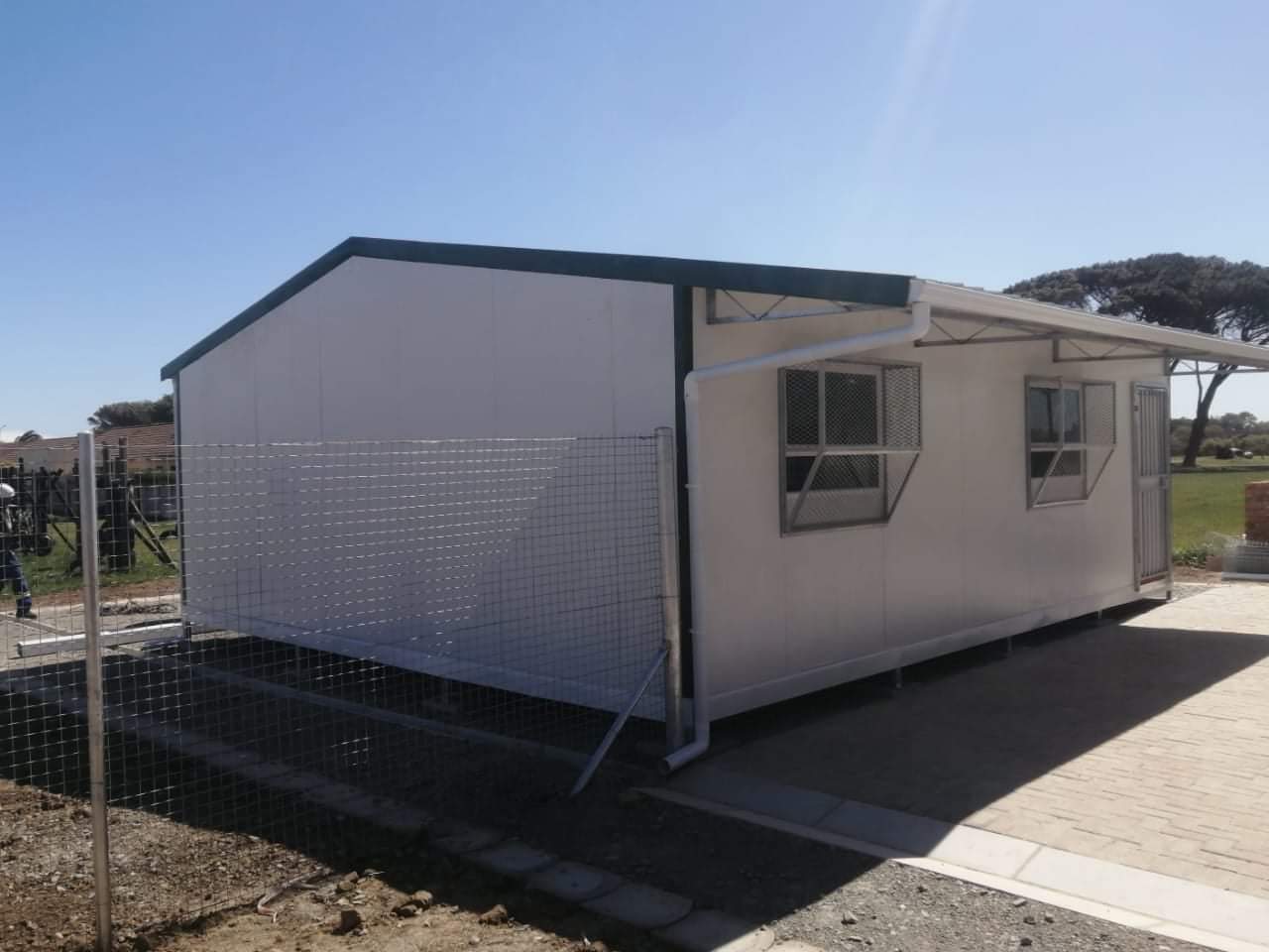 934FE3C9-15B8-41B7-9D60-BC17486DC1C9